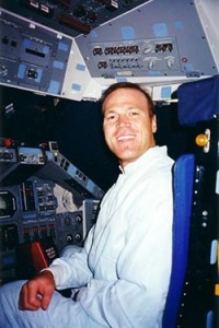 webNASA (Kregg - Space Shuttle Discovery)